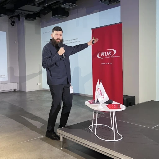 Василь на Autodesk HUB