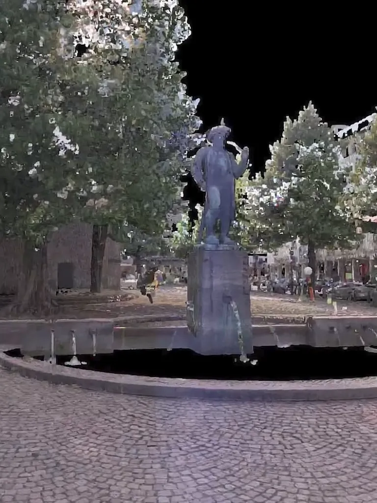 videoframe_6013.webp